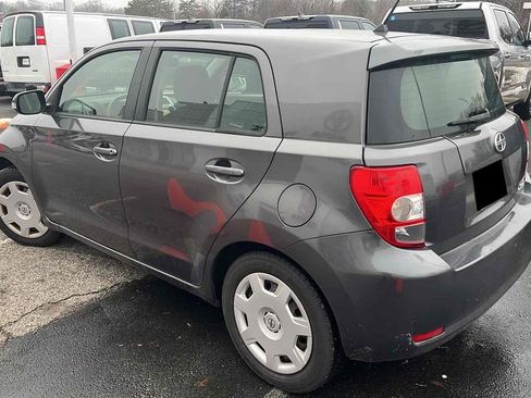 Used 2014 Scion xD image 3