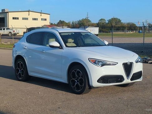 Used 2020 Alfa Romeo Stelvio Ti Lusso image 9