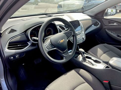 Used 2024 Chevrolet Malibu LT FWD image 10
