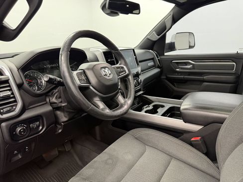 Used 2019 RAM 1500 Big Horn AWD/4WD image 4