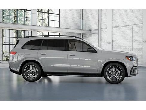 New 2026 Mercedes-Benz GLS 450 4MATIC image 15