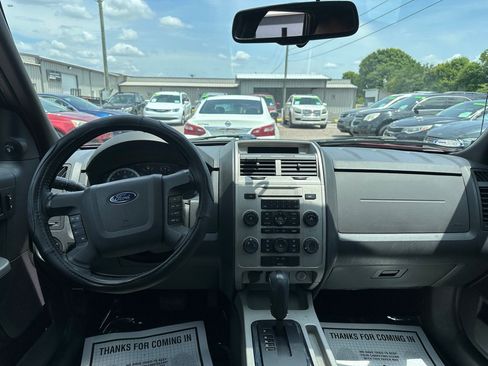 Used 2012 Ford Escape XLT FWD image 9