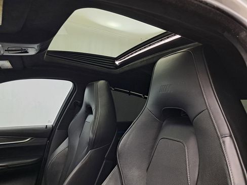 Used 2015 BMW X6 M Executive Package AWD image 8