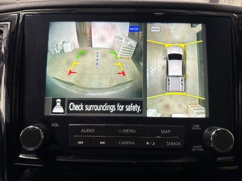 Used 2023 Nissan Titan Platinum Reserve w/ Moonroof Package image 11