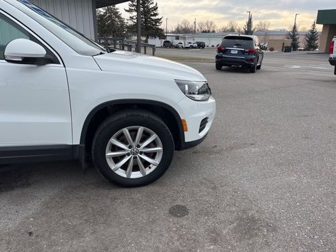 Used 2017 Volkswagen Tiguan Wolfsburg Edition image 16
