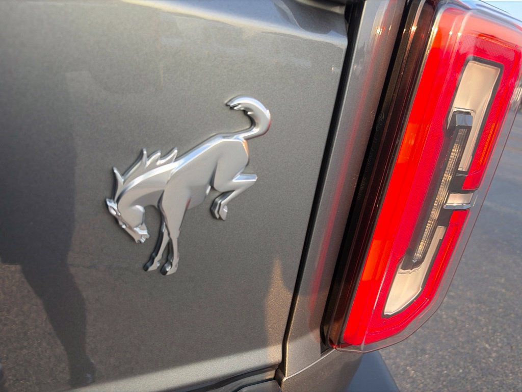 Used 2024 Ford Bronco Outer Banks AWD/4WD image 40