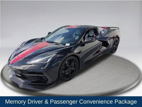 Used 2021 Chevrolet Corvette Stingray Premium Conv w/ Z51 Performance Package image 16