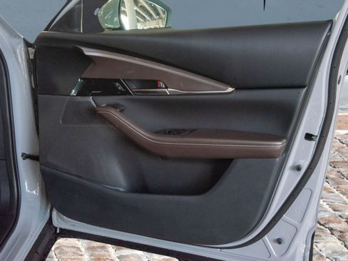 New 2025 MAZDA CX-30 AWD 2.5 S w/ Premium Package image 17