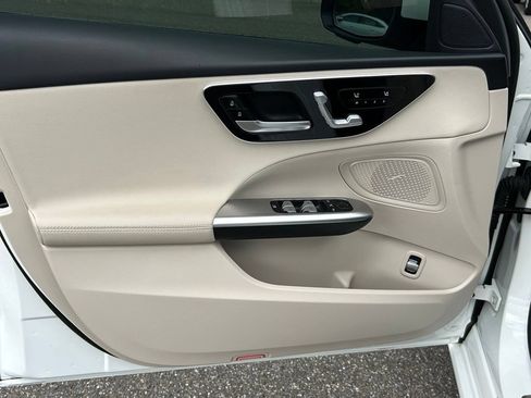 Used 2024 Mercedes-Benz C 300 Sedan image 18