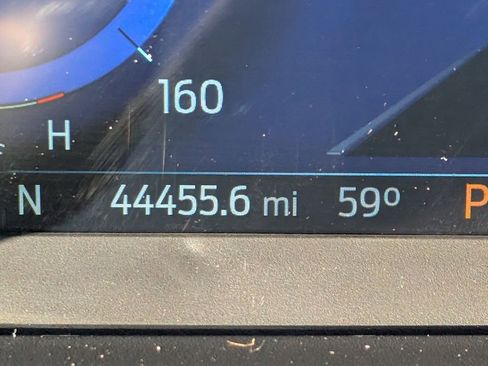 Used 2022 Ford Explorer Platinum w/ Technology Package image 24