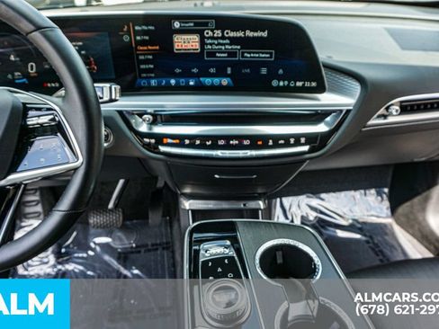 Used 2024 Cadillac Lyriq Luxury AWD/4WD image 40