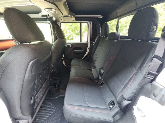 Used 2021 Jeep Gladiator Rubicon AWD/4WD image 29