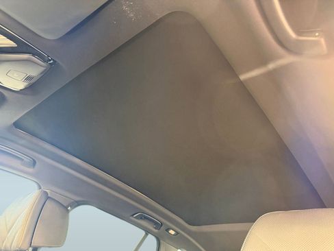 Used 2026 BMW X5 xDrive40i w/ Climate Comfort Package image 14