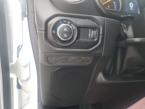 New 2026 Jeep Gladiator Sport AWD/4WD image 15