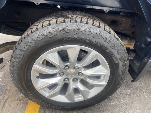 Used 2022 Chevrolet Silverado 1500 Custom w/ Safety Confidence Package image 25