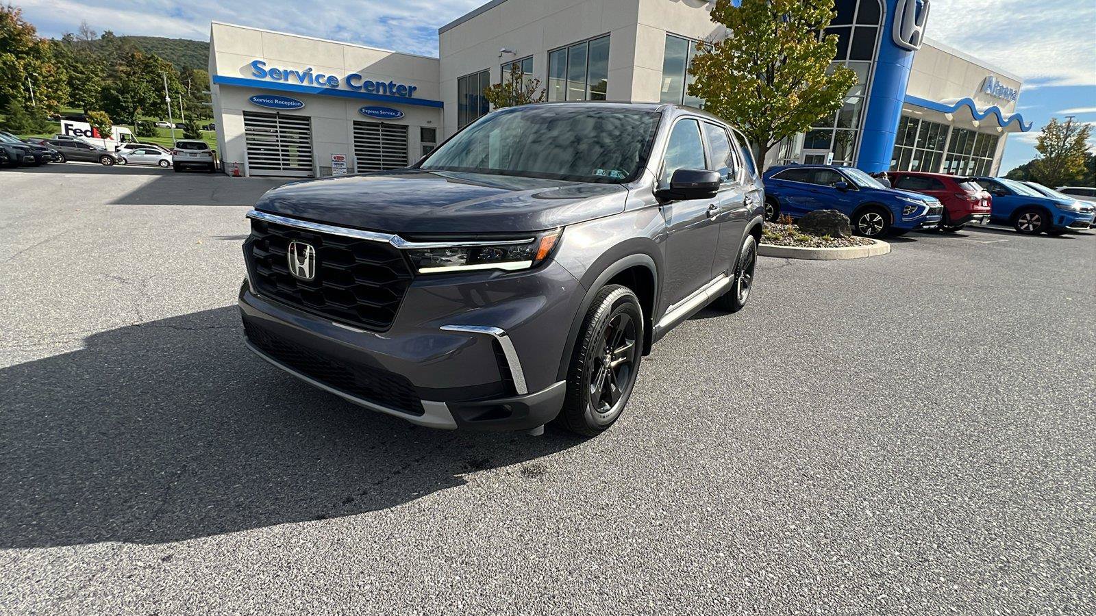 Used 2025 Honda Pilot EX-L image 8