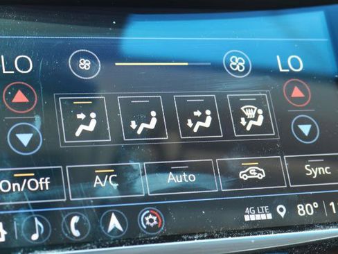 Used 2018 Cadillac XTS Luxury w/ Driver Awareness Package FWD image 9