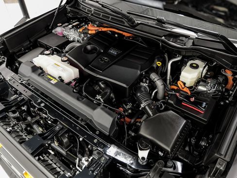 Used 2025 Toyota Tundra 1794 Edition image 57