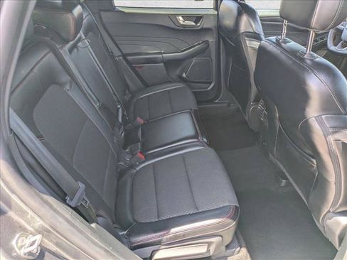 Certified 2025 Ford Escape ST-Line FWD image 19