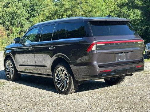 New 2025 Lincoln Navigator Reserve AWD/4WD image 34