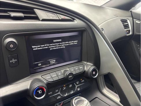 Used 2016 Chevrolet Corvette Stingray Coupe RWD image 12