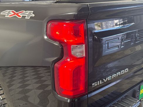 Used 2019 Chevrolet Silverado 1500 RST w/ All-Star Edition image 36