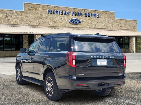 New 2026 Ford Expedition Active RWD image 4