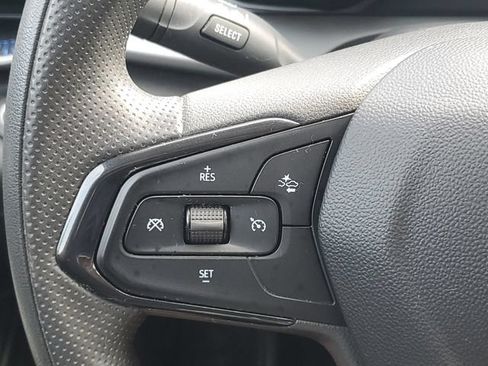 Certified 2024 Chevrolet Trax LS w/ LS Convenience Package FWD image 20