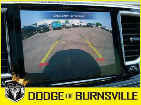 Used 2025 Chrysler Pacifica Limited FWD image 34