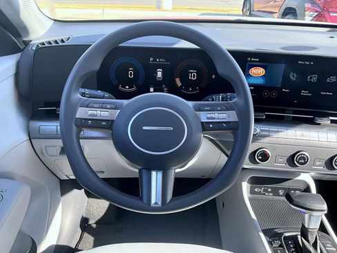 New 2026 Hyundai Kona SE AWD/4WD image 12