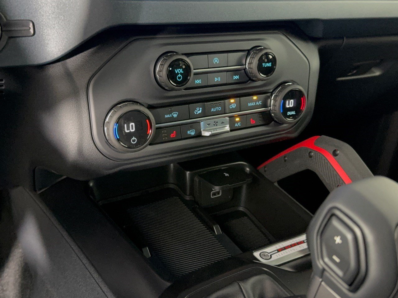 New 2026 Ford Bronco Heritage Edition AWD/4WD image 22
