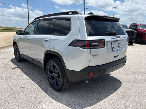 New 2026 Jeep Cherokee Limited AWD/4WD image 4