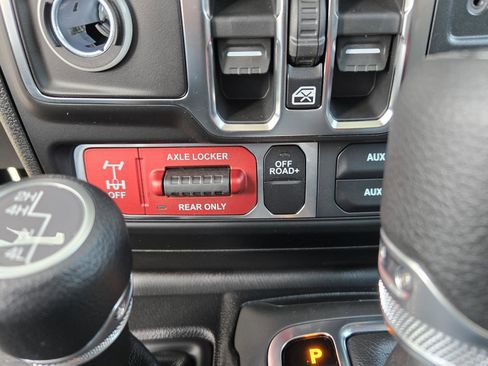 New 2026 Jeep Wrangler Unlimited Sport image 16