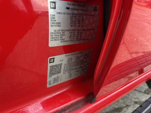 Used 2021 Chevrolet Silverado 1500 LT image 34