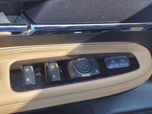 New 2023 Lincoln Corsair Reserve w/ Equipment Group 202A image 39