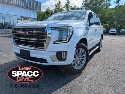 Used 2023 GMC Yukon SLT w/ SLT Luxury Package