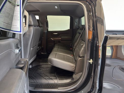 Used 2019 Chevrolet Silverado 1500 RST AWD/4WD image 12