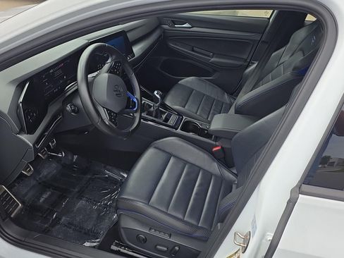 Used 2024 Volkswagen Golf R AWD/4WD image 17