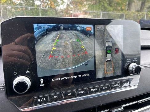 Used 2024 Mitsubishi Outlander SE image 32