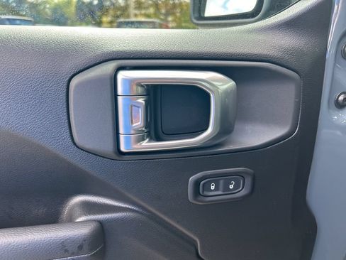 New 2026 Jeep Gladiator Sport AWD/4WD image 33