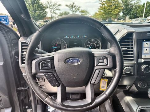 Used 2018 Ford F150 XLT w/ Equipment Group 302A Luxury AWD/4WD image 11