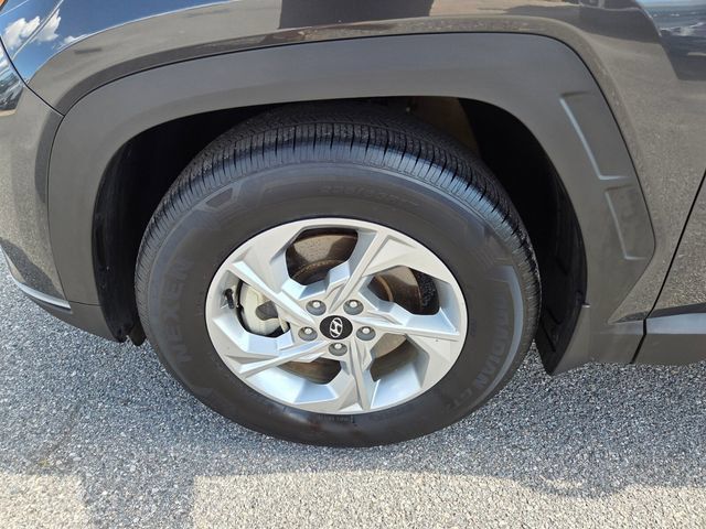 Used 2023 Hyundai Tucson SEL w/ Winter Package FWD image 15