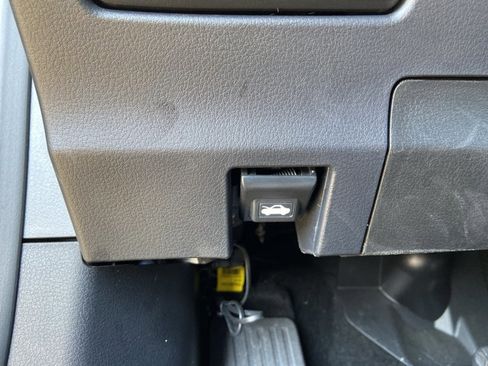 Used 2025 MAZDA CX-30 AWD 2.5 S w/ Preferred Package image 43