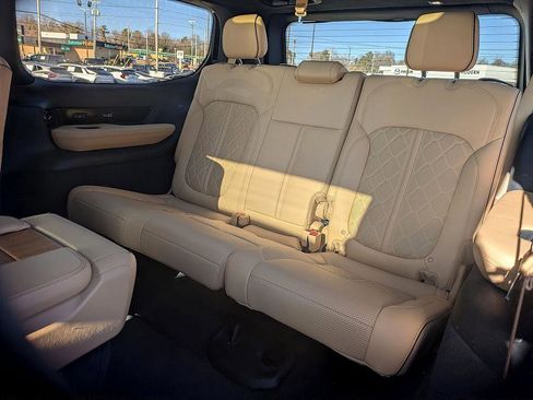 Used 2022 Jeep Grand Wagoneer Series III image 25