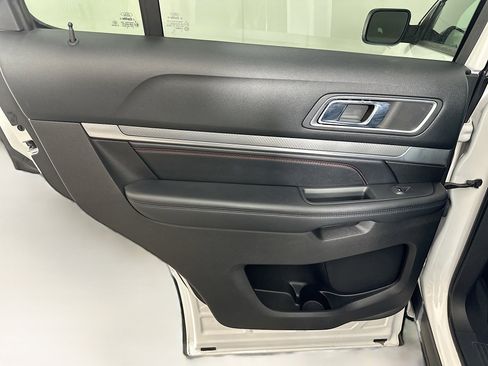 Used 2017 Ford Explorer Sport w/ Equipment Group 401A AWD/4WD image 27