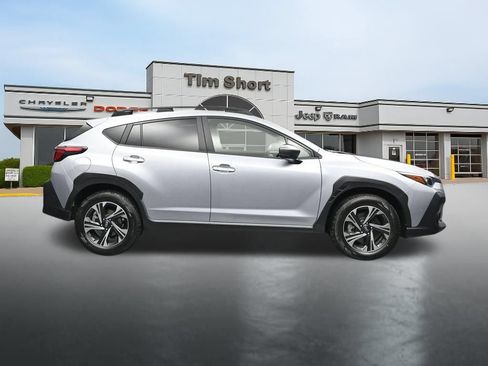 Used 2025 Subaru Crosstrek 2.5i Premium AWD/4WD image 6