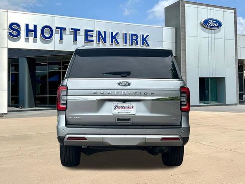 Used 2024 Ford Expedition Max Limited AWD/4WD image 7