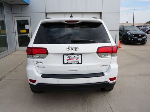Used 2020 Jeep Grand Cherokee Laredo w/ Security & Convenience Group AWD/4WD image 34