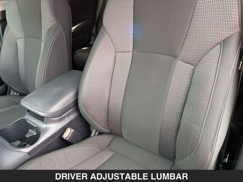 Used 2023 Subaru Outback Premium image 14