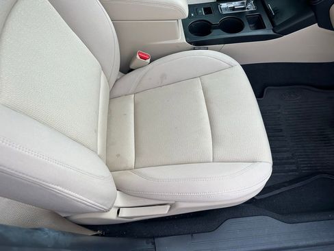 Used 2019 Subaru Legacy 2.5i Premium image 16